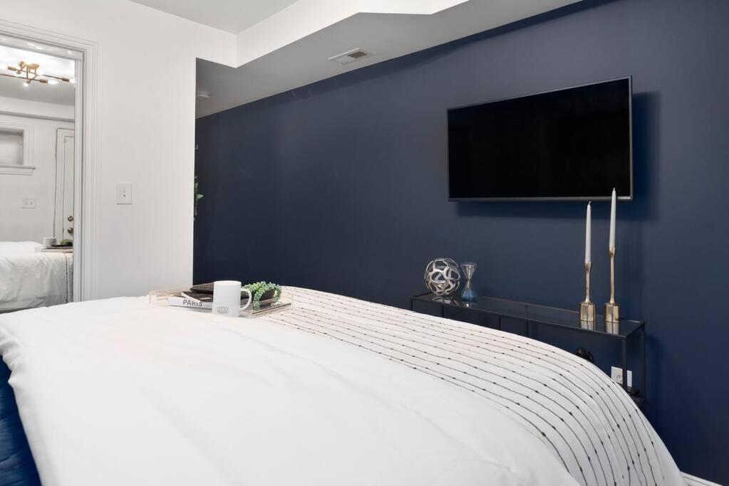 Upscale 2br With Patio Apartment Washington