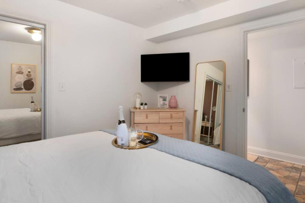 Apartment Upscale 2br With Patio *